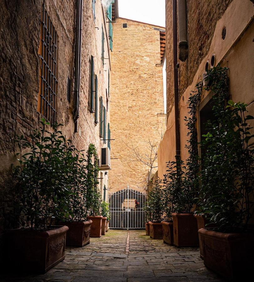 Ferienwohnung Domus Nannini Spa - L' Arco Di Matteotti Siena Exterior foto